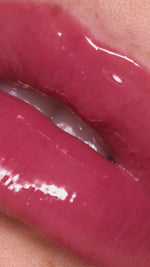 Pout Glaze High-Shine-Hyaluronic Lip Gloss (Stephanie) Preview Image 2