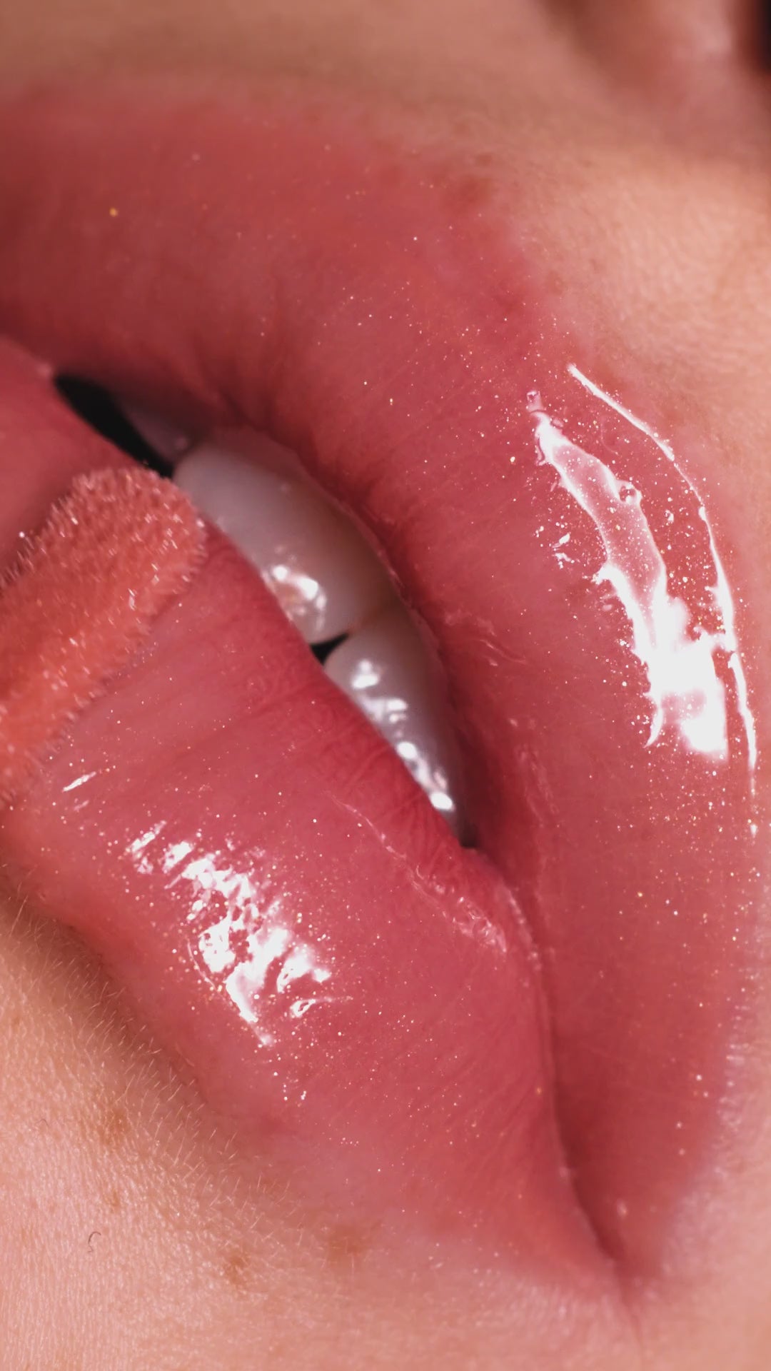 Pout Glaze High-Shine-Hyaluronic Lip Gloss (Gailey) Main Image featured